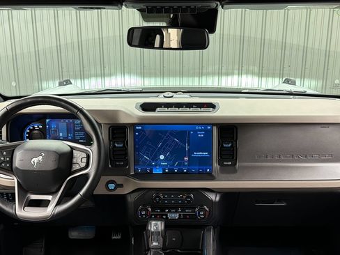 Used 2024 Ford Bronco Wildtrak AWD/4WD image 34
