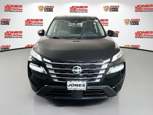 Certified 2024 Nissan Rogue SV AWD/4WD image 11