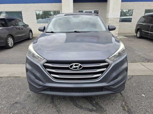 Used 2016 Hyundai Tucson SE FWD image 2
