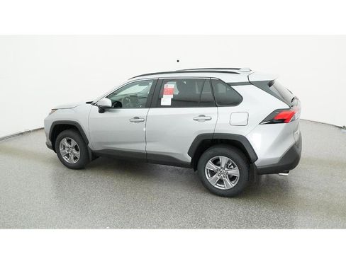 New 2025 Toyota RAV4 XLE image 4