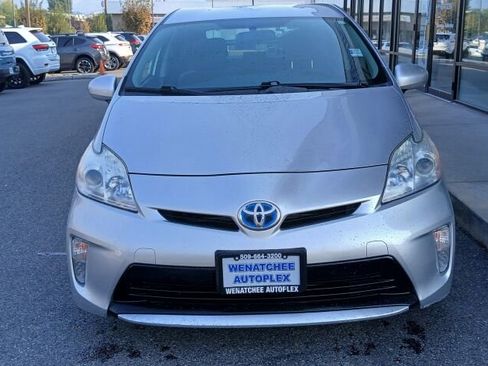 Used 2013 Toyota Prius Two image 3