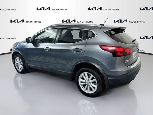 Used 2018 Nissan Rogue Sport SV FWD image 5