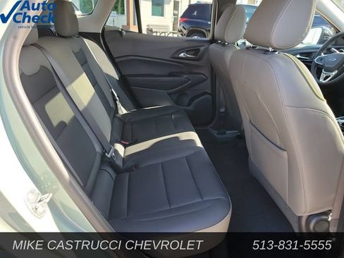 Used 2025 Chevrolet Trax ACTIV w/ Sunroof Package FWD image 24