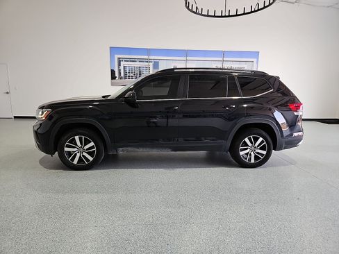 Used 2023 Volkswagen Atlas SE AWD/4WD image 5