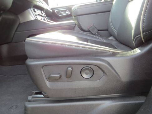 Certified 2024 Chevrolet Tahoe Premier w/ Premium Package 2 image 19