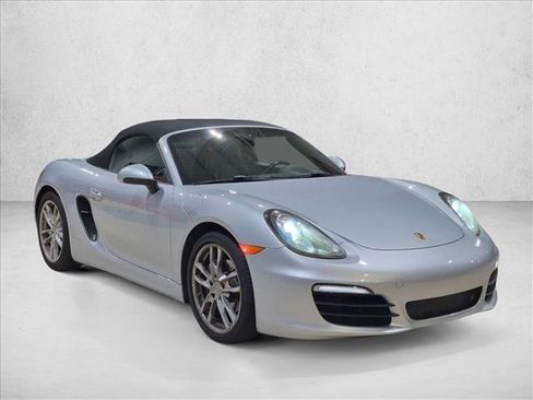Used 2015 Porsche Boxster RWD image 3