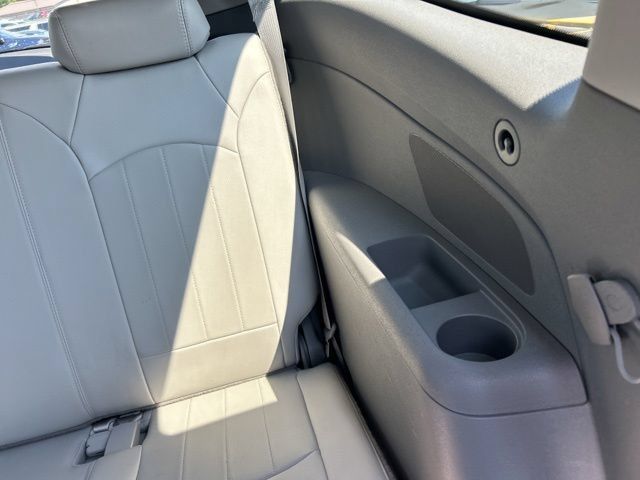 Used 2014 Chevrolet Traverse LTZ AWD/4WD image 25