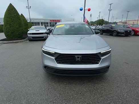 Used 2023 Honda Accord Sport image 3