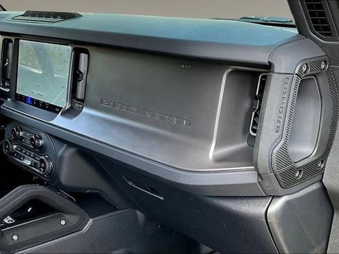 Used 2025 Ford Bronco Badlands AWD/4WD image 23