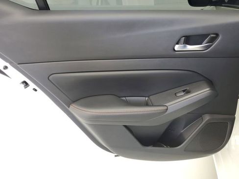 Used 2021 Nissan Altima 2.5 SR FWD image 14