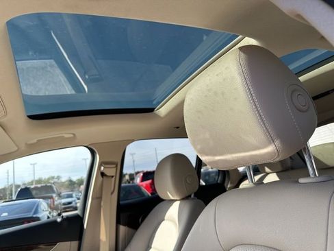 Used 2018 Mercedes-Benz GLC 300 image 16