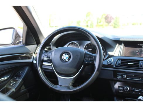 Used 2015 BMW 535i xDrive Sedan AWD/4WD image 23