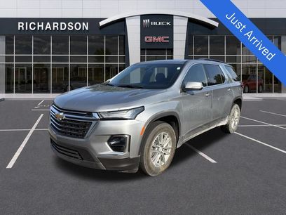 Used 2023 Chevrolet Traverse LT