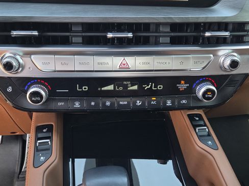 Used 2023 Kia Telluride SX Prestige X-Line AWD/4WD image 15