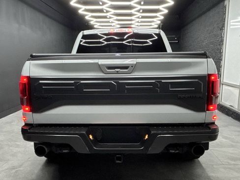 Used 2017 Ford F150 Raptor w/ Equipment Group 802A Luxury AWD/4WD image 10