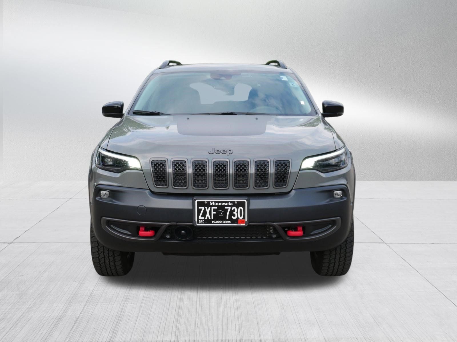 Used 2022 Jeep Cherokee Trailhawk w/ Premium Leather Package AWD/4WD image 2
