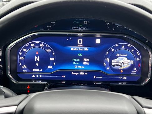 Used 2022 Chevrolet Silverado 1500 LT image 24