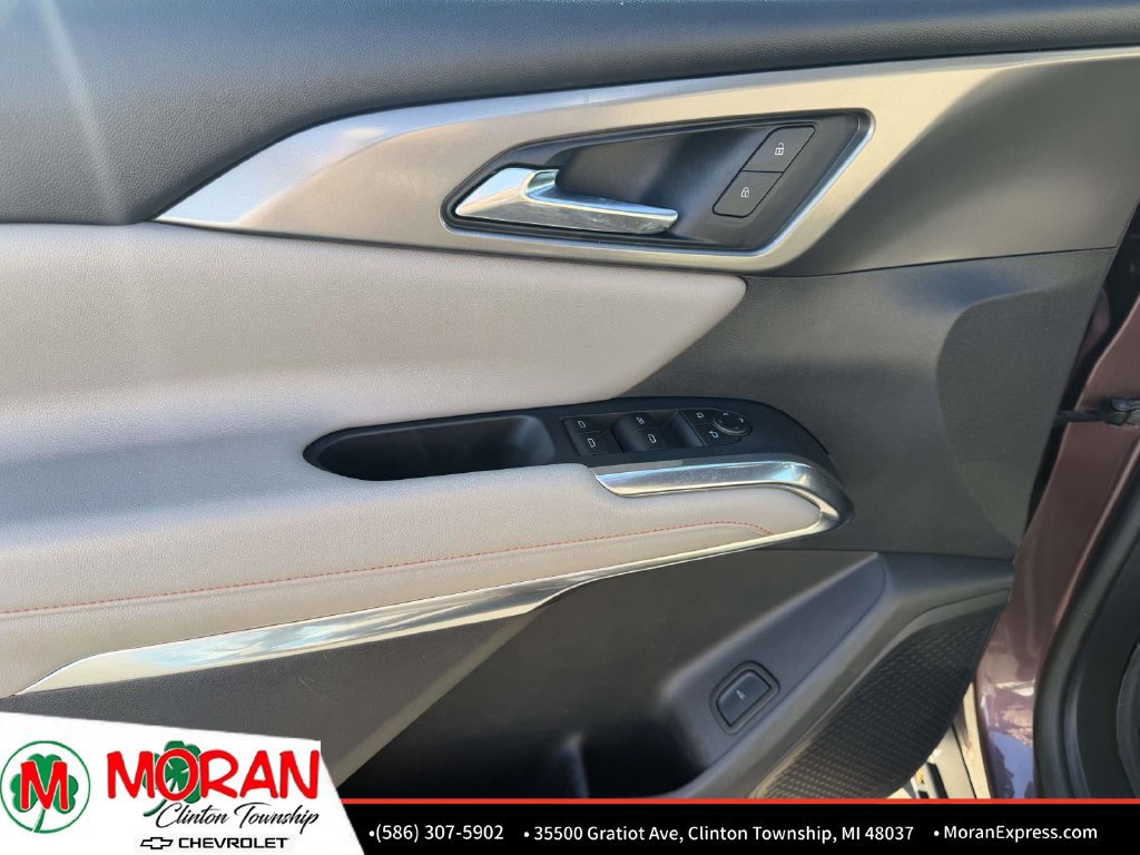 Used 2024 Chevrolet Traverse LT w/ LPO, Floor Liner Package FWD image 16