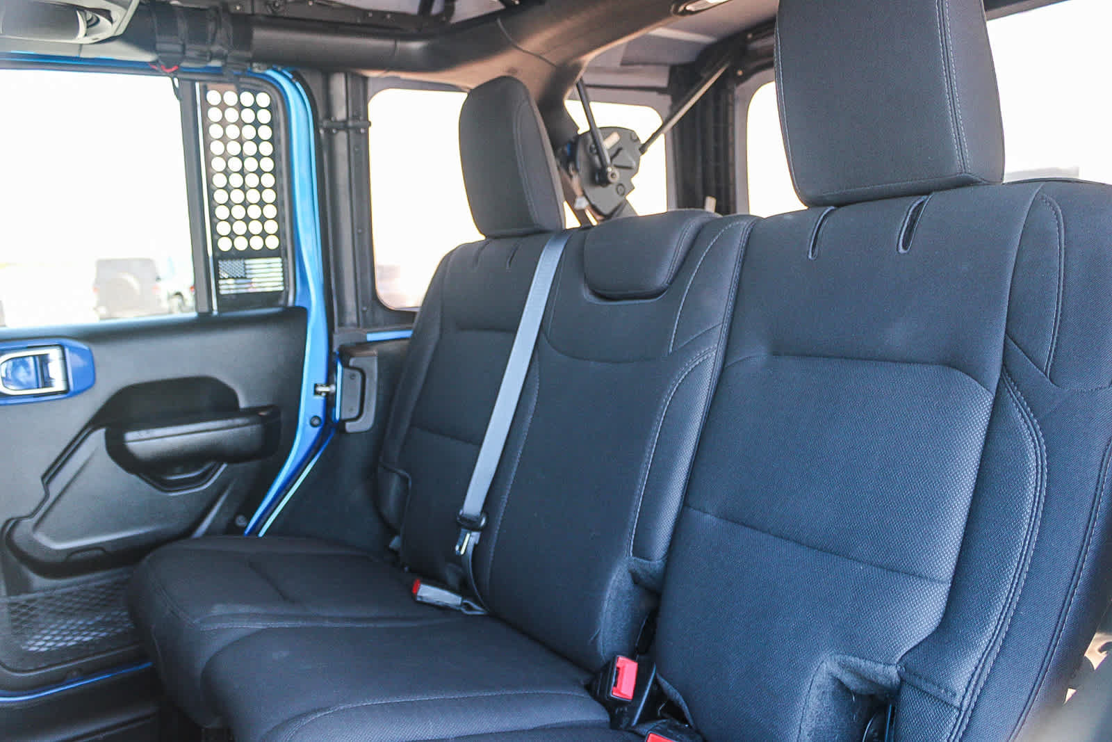 Used 2022 Jeep Wrangler Unlimited Sport AWD/4WD image 16