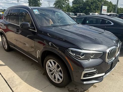 Used 2021 BMW X5 xDrive40i w/ Premium Package AWD/4WD image 2
