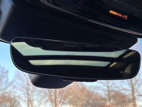 Used 2024 Land Rover Range Rover Velar Dynamic SE image 42