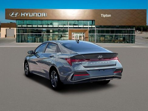 New 2026 Hyundai Elantra SEL Sport Premium FWD image 5