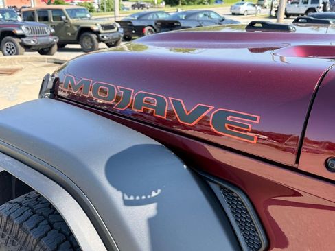 Used 2022 Jeep Gladiator Mojave w/ Cold Weather Group AWD/4WD image 11