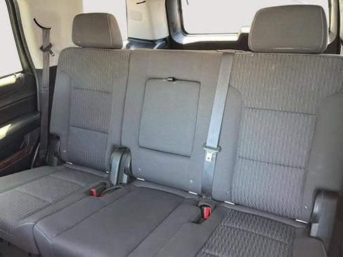 Used 2019 Chevrolet Tahoe LS AWD/4WD image 13
