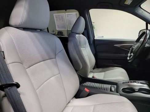 Used 2021 Honda Passport EX-L image 16