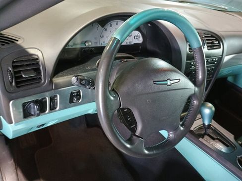 Used 2002 Ford Thunderbird RWD image 23