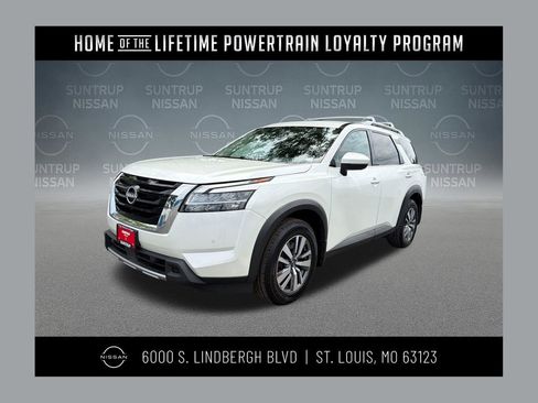 Used 2024 Nissan Pathfinder SL w/ Cargo Package AWD/4WD image 1
