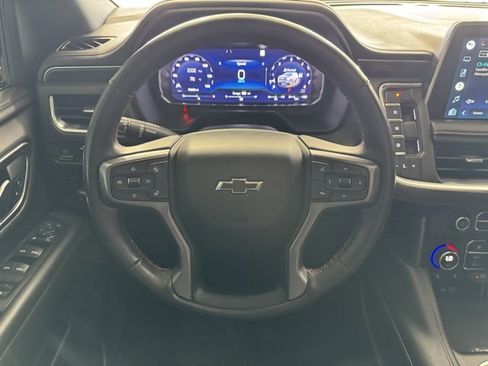 Used 2022 Chevrolet Suburban RST w/ Sport Performance Package image 23