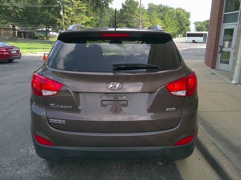 Used 2014 Hyundai Tucson SE AWD/4WD image 6