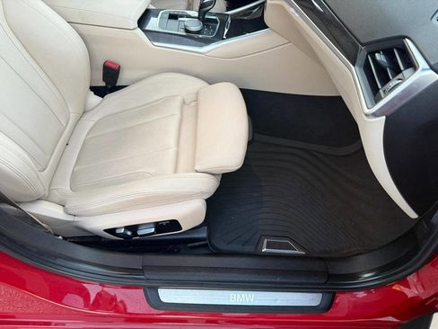 Used 2019 BMW 330i xDrive Sedan w/ Driving Assistance Package image 18