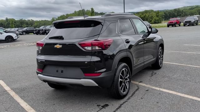 Used 2025 Chevrolet TrailBlazer LT AWD/4WD image 8