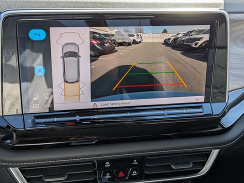 New 2026 Volkswagen Atlas SE image 22