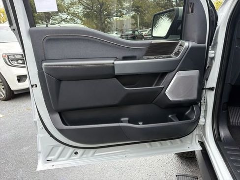 Used 2024 Ford F150 Lariat w/ Equipment Group 502A High image 13