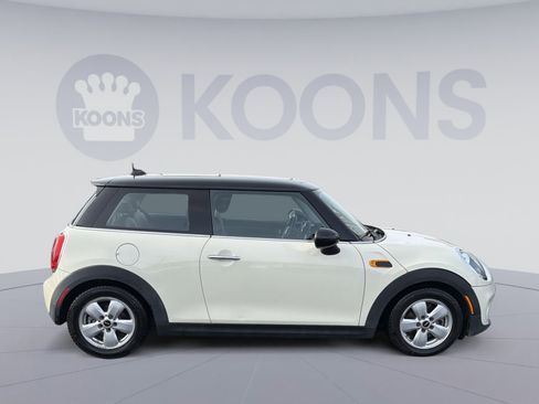 Used 2014 MINI Cooper 2-Door Hardtop image 8