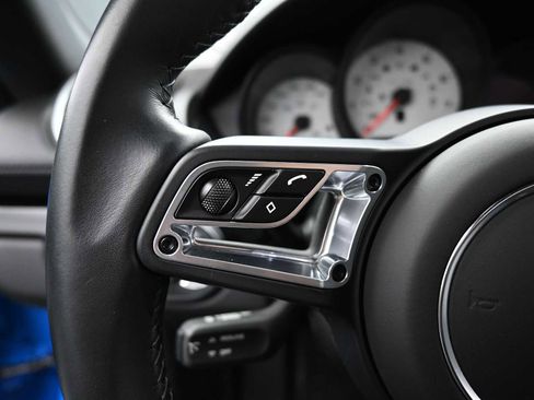 Certified 2022 Porsche 718 Cayman image 14