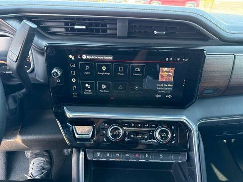 Used 2026 GMC Sierra 2500 Denali Ultimate w/ Max Trailering Package AWD/4WD image 8
