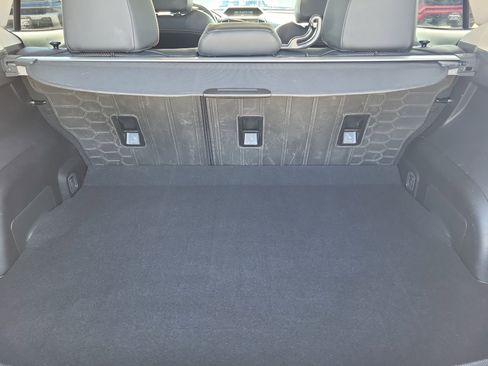 Used 2023 Subaru Crosstrek 2.5i Limited w/ Moonroof Package image 12