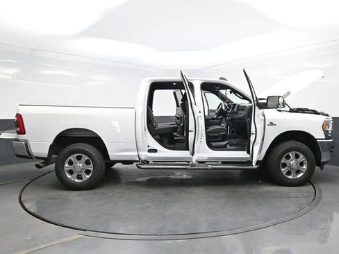 Used 2022 RAM 2500 Big Horn w/ Level 1 Equipment Group image 46