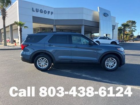 New 2026 Ford Explorer Active image 2