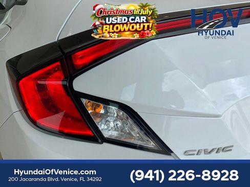 Used 2020 Honda Civic Sport image 9