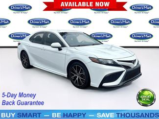 Used 2021 Toyota Camry SE FWD video 1
