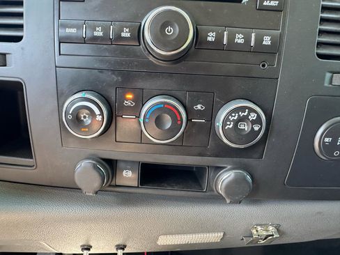 Used 2012 Chevrolet Silverado 3500 W/T RWD image 31