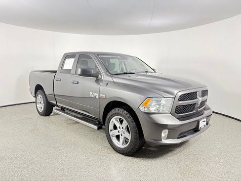 Used 2018 RAM 1500 Express w/ Express Value Package AWD/4WD image 8