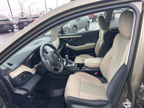 Certified 2022 Subaru Outback Premium image 9