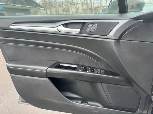 Used 2014 Ford Fusion Titanium image 35