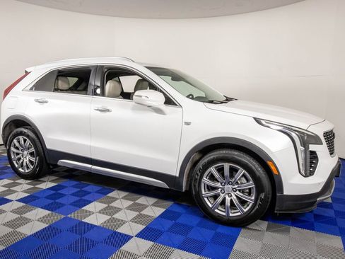 Used 2021 Cadillac XT4 Premium Luxury w/ Cold Weather Package FWD image 1